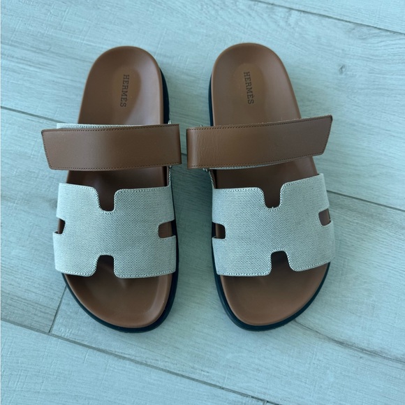 Hermès Chypre Brown and Canvas Sandals size 41 - Picture 1 of 3